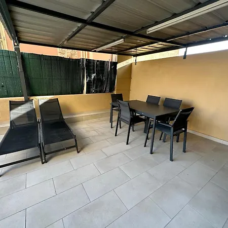 Monaco Brigitte Terrasse דירה בוסוליי