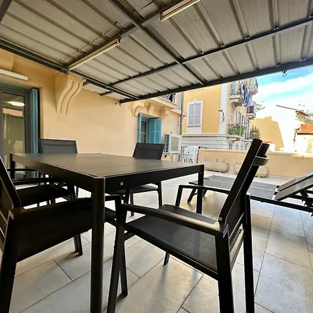 Monaco Brigitte Terrasse דירה בוסוליי